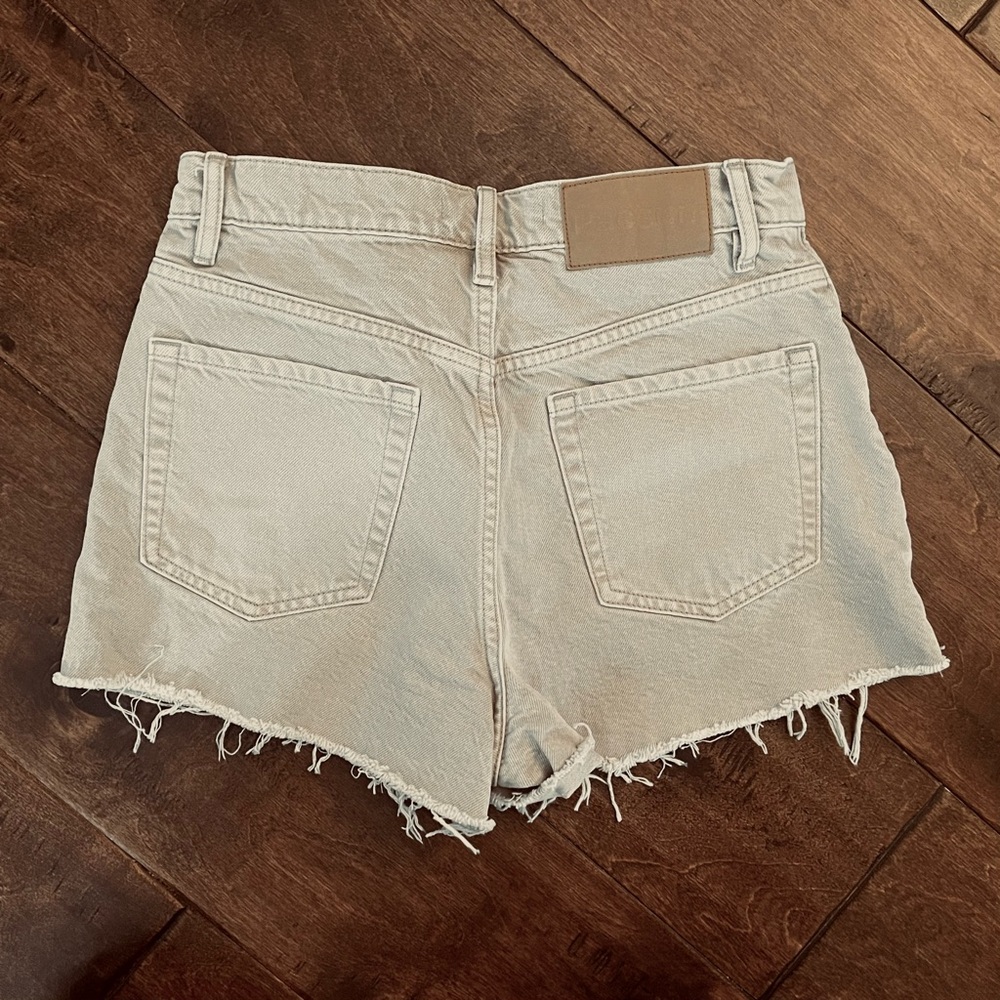 PacSun - vintage high rise distressed shorts - light tan - EUC - 27